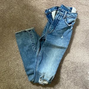 Abercrombie 90s High Rise Skinny Jeans. Size 25